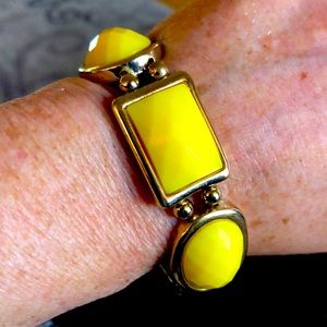 Yellow and gold stretch bracelet
